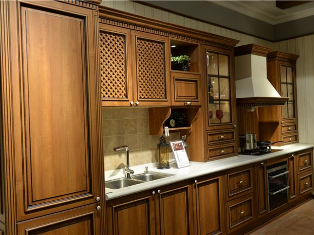 Maple Kitchen Cabinets